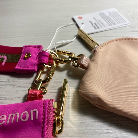 lululemon athletica Pink and Cream Key & Card Holder Set - Picture 4 of 6